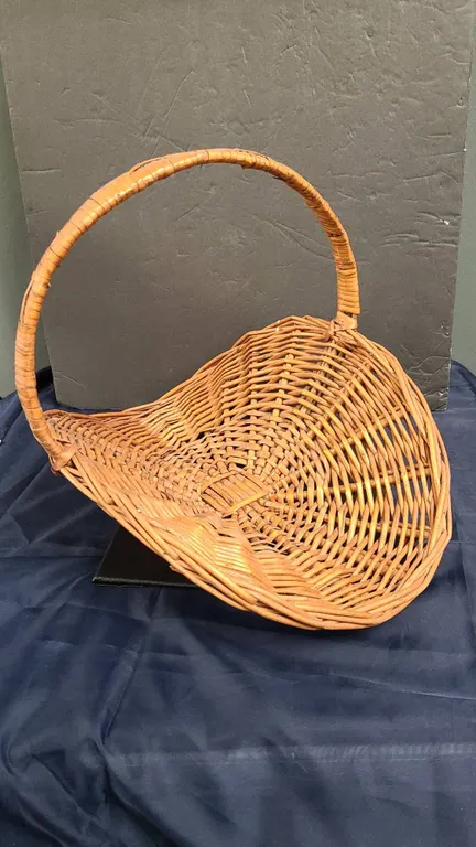 Books, Paper Goods, Dolls, Artwork, Glassware, Metal Wall Sign, And More! (KTD)