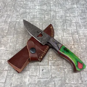 DAMASCUS KNIVES WITH LEATHER SHEATHS