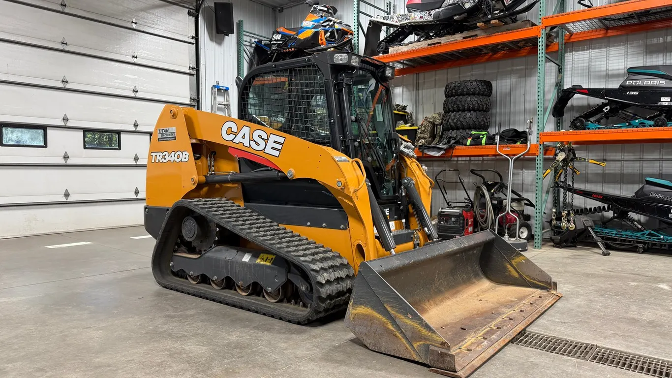2021 Case TR340B Skid Loader
