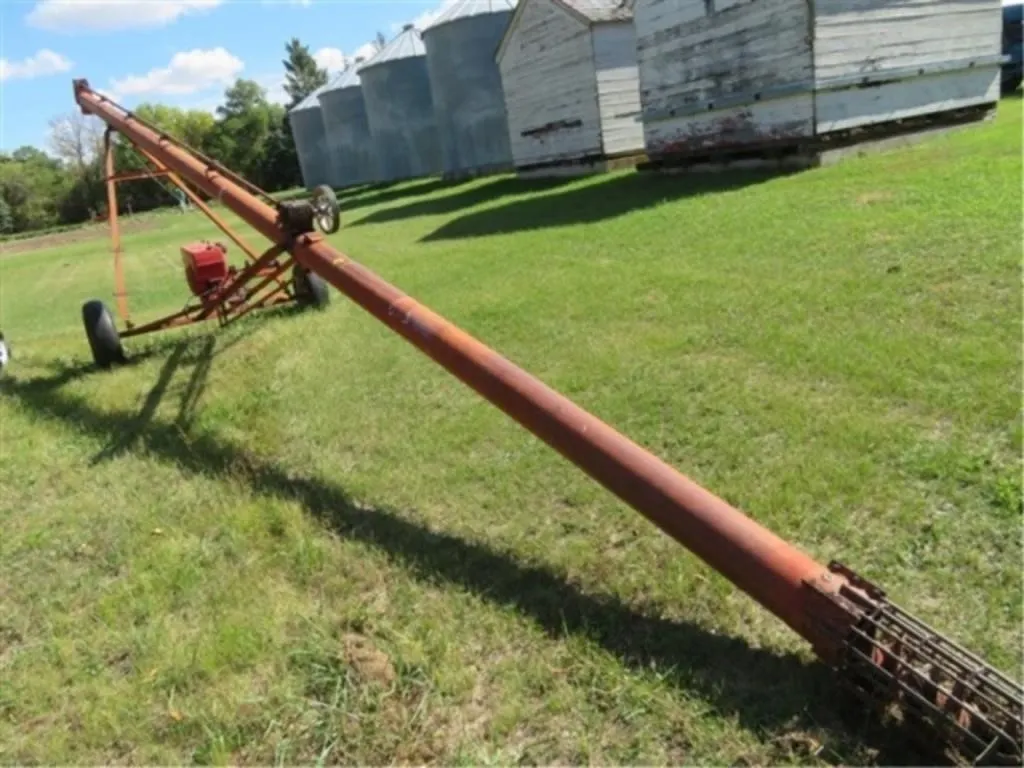 Selvig Internet Only Farm Equipment Auction