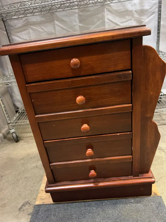 Furniture, Luggage, Clothing, Office Equipment, Stoneware, Holidays, Jewelry, Dolls+, New Items, Beanies, Housewares, Bow Tie Collection, Glassware, P