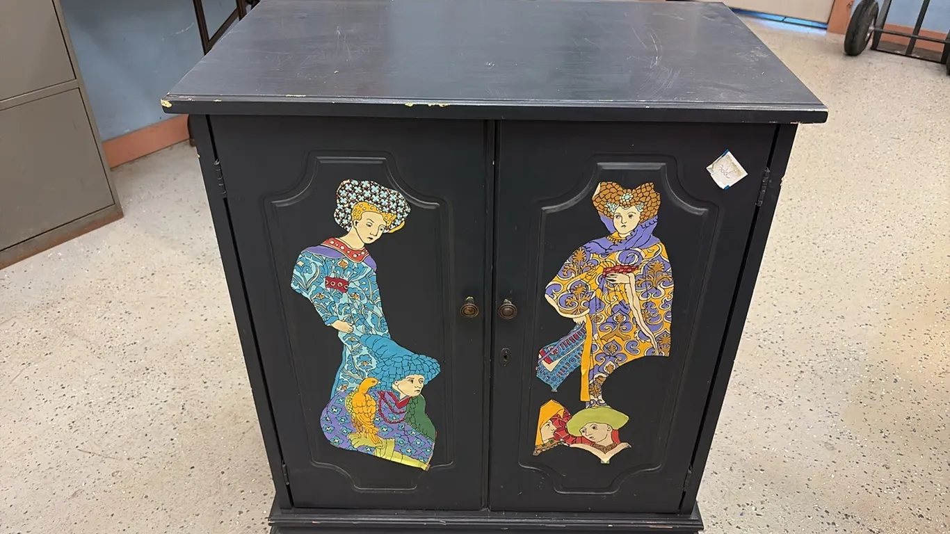 Closing October 20, 2026 @ 5:00 P.M. -- Online Only Household Auction -- Barta1