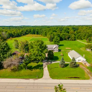 5 Acre Middlefield Homestead