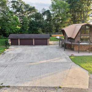 Versatile Mini Farm in a Peaceful Country Setting in Utica, Ohio