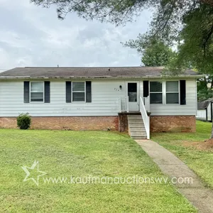 Bridgeport Home on Corner Lot – Investment Opportunity (WV)