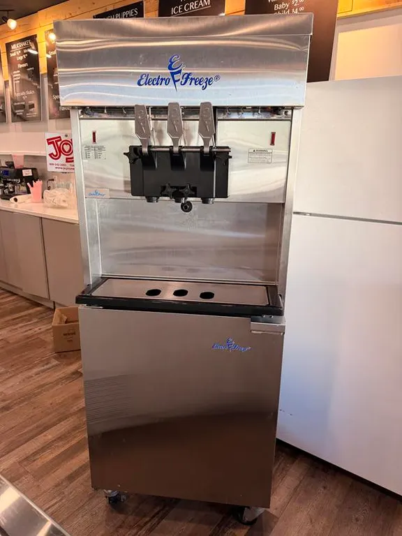 October 22ⁿᵈ The CrateHouse Deli & Icecream Online Auction