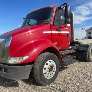 2012 International TranStar Day Cab Semi Tractor