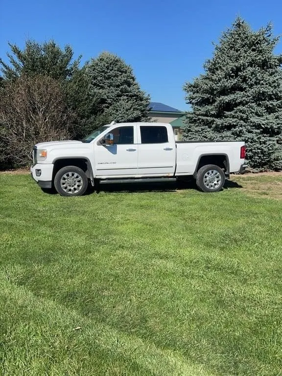 Truck & Lawn Tractor Online Auction
