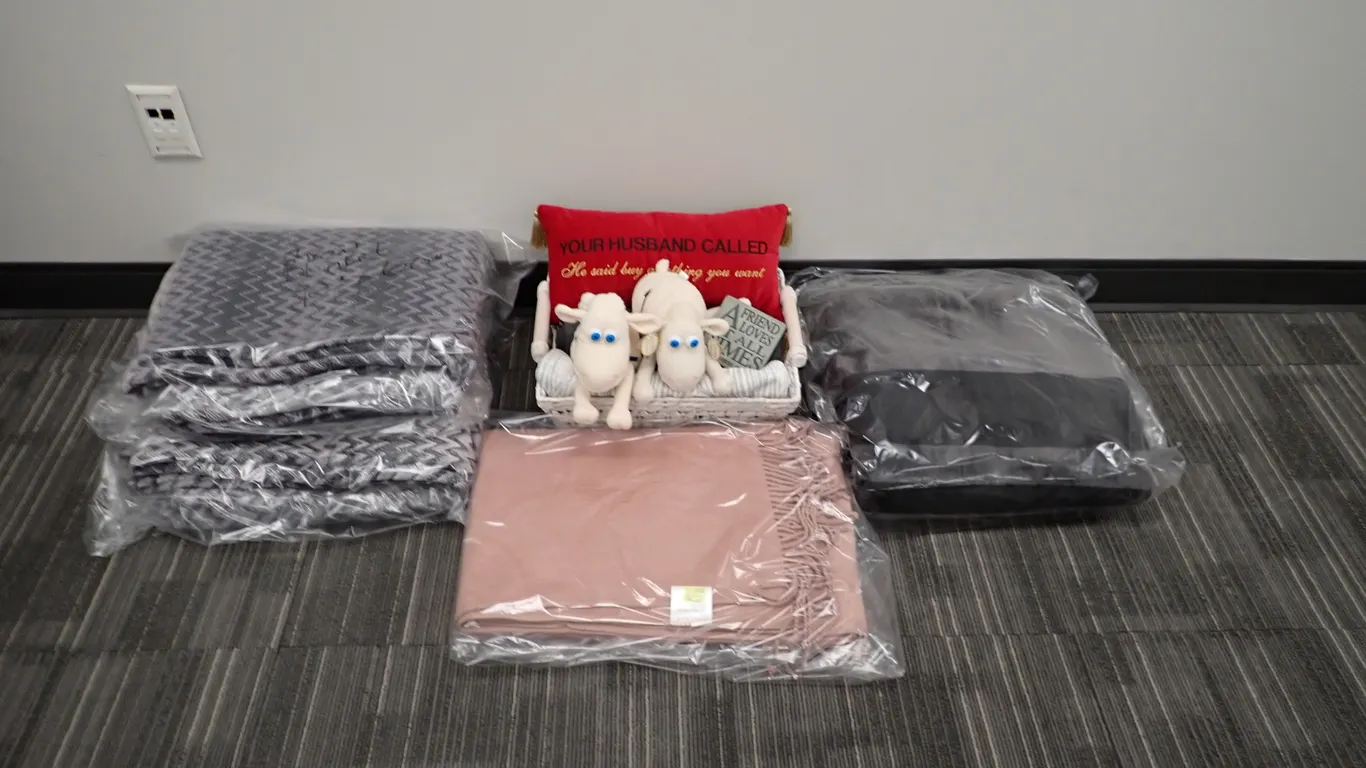 Unreserved Timed Online Home Furnishings & Appliance Auction
