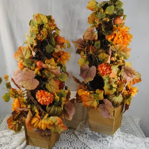 Seasonal Items...Deck out your Holiday Decor with this offering!