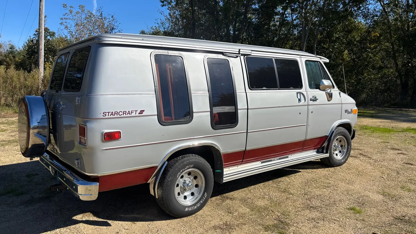 Harry's Stuff - 1981 GMC Vandura, Beer Memorabilia, Antiques, Collectibles & Construction Material
