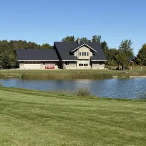 ONLINE AUCTION OF 11.4 ACRE COUNTRY ESTATE