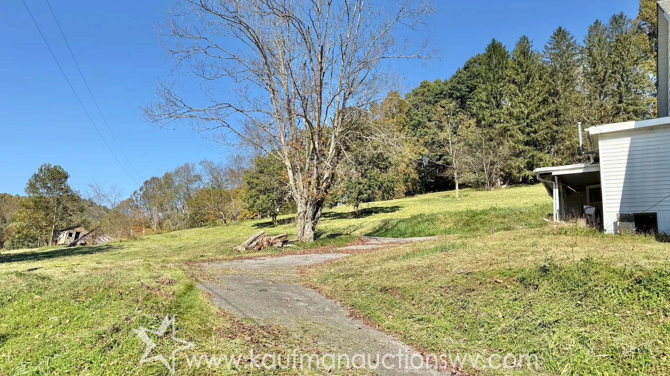 6+/- Acre Barbour County WV Land with Older Homes