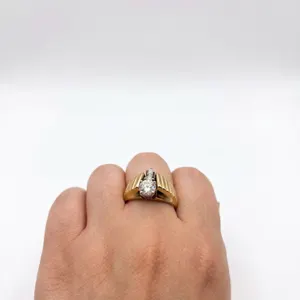 Lady's Custom 14kt Yellow Gold Ring