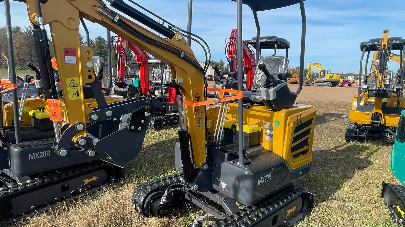 ONLINE Fall 2026 Nitke R5 - Mini Excavators