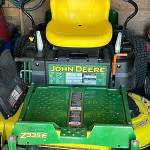 JD z335e zero turn mower