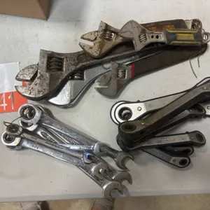Metric and standard ratchet wrenches