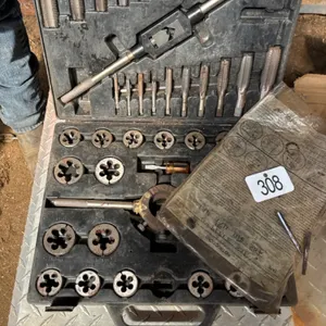 Tap and die set