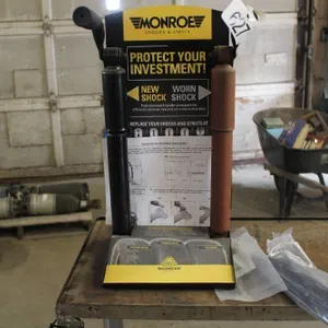 MONROE SHOCK DISPLAY