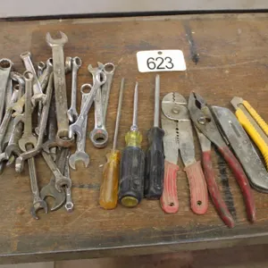 ASSORTMENT OF FLAT WRENCHES, SCREWDRIVERS, PLIERS