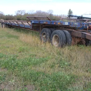 40' BALE WAGON W/ TANDEM DOLLY, TANDEM DUAL REAR
