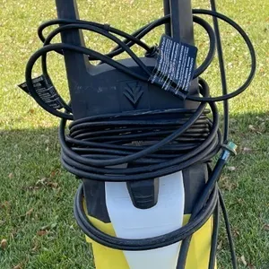 KARCHER 1700 PSI PRESSURE WASHER
