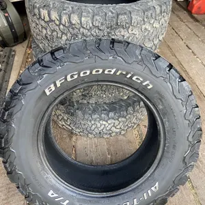 4 - BF GOODRICH ALL TERRAIN T/A LT275/65 R18
