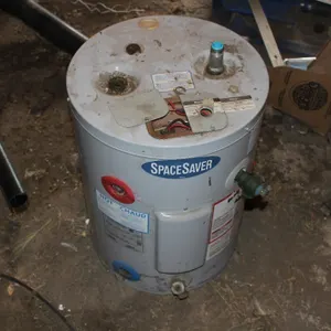 SPACE SAVER 20 GAL. HOT WATER TANK