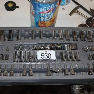 ASSORTMENT OF SOCKETS