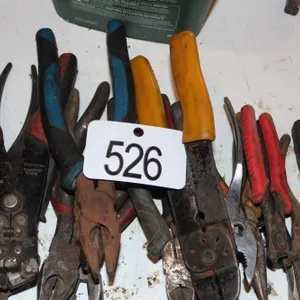 ASSORTMENT OF PLIERS