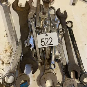 ASSORTMENT OF FLAT WRENCHES