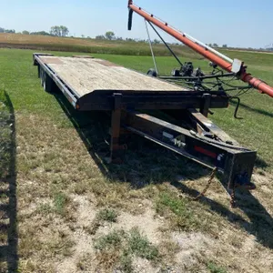 30' PINTLE HITCH TRAILER W/ BEAVER TAILS