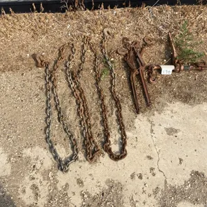 3 - BOOMERS, CHAIN W/ HOOKS