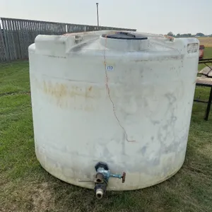1200 GAL POLY TANK