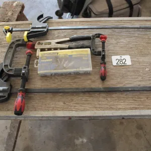 STANLEY POP RIVETER & RIVETS, 4 - WOOD CLAMPS