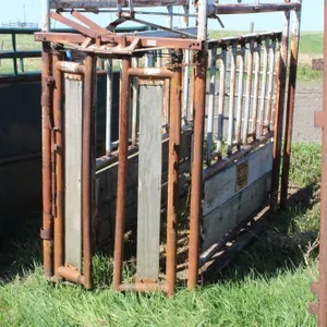 1 - PEARSON SQUEEZE CHUTE