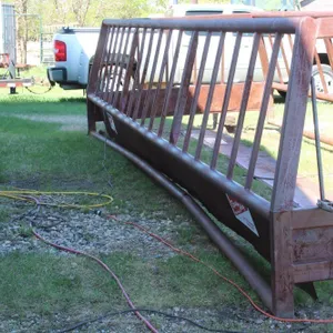 EASY WAY 4 BALE FEEDER