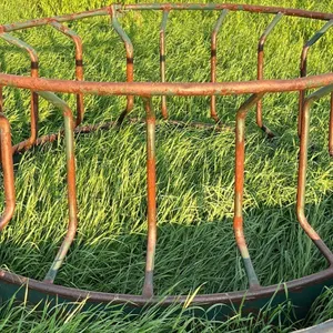 HI HOGG ROUND BALE FEEDER