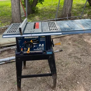 TABLE SAW