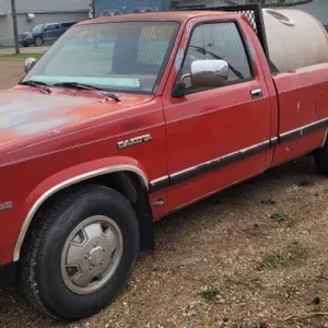 1987 DODGE DAKOTA