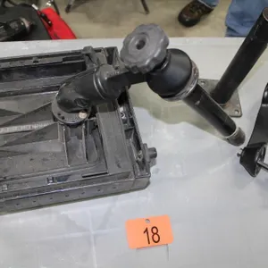 RAM AUTOMOBILE LAPTOP MOUNT