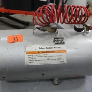 POWERFIST 11 GAL. PORTABLE AIR TANK