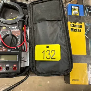 Digital clamp multimeter