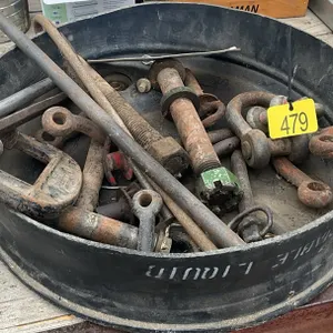 Assortment of bars, Clevus and pins