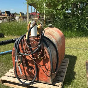 Slip tank with electric pump