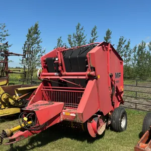 Massey Ferguson 1565 baler