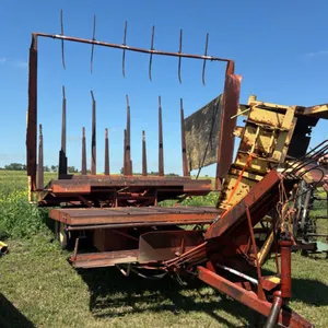 New holland square bale picker