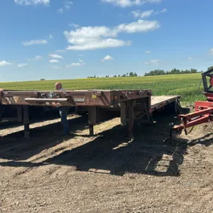 Fruehauf 44’ step deck trailer 8 1/2 ‘ wide
