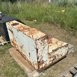 L shaped slip tank