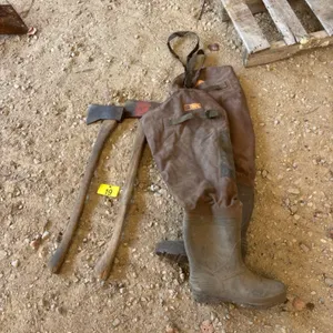 2 axes & size 10 rubber boots